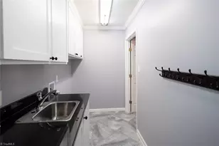 2822 Bedford St, Burlington, NC 27215 - Photo 19