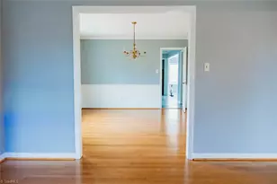 2822 Bedford St, Burlington, NC 27215 - Photo 11