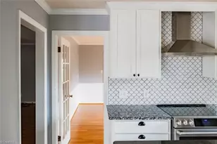 2822 Bedford St, Burlington, NC 27215 - Photo 15