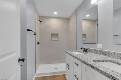 519 Sunrise Avenue, Asheboro, NC 27203 - Photo 23