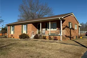 1617 Bunker Hill Sandy Ridge Rd, Kernersville, NC 27284 - Photo 35