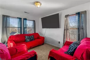 615 Old Heritage Trail, Greensboro, NC 27401 - Photo 21