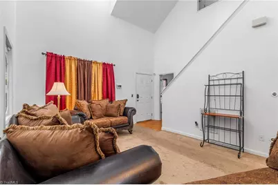 615 Old Heritage Trail, Greensboro, NC 27401 - Photo 9