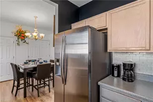 615 Old Heritage Trail, Greensboro, NC 27401 - Photo 15