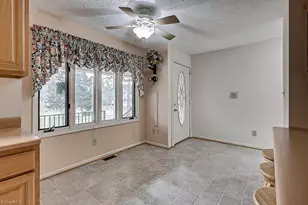 104 Willowbrook Dr, Thomasville, NC 27360 - Photo 19