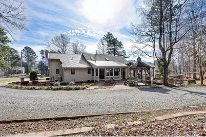 104 Willowbrook Drive, Thomasville, NC 27360 - Photo 5