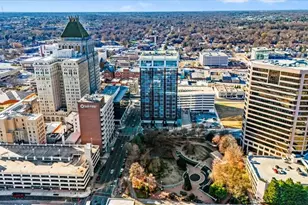 201 N Elm St, Greensboro, NC 27401 - Photo 43