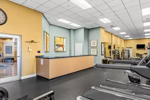 201 N Elm St, Greensboro, NC 27401 - Photo 35