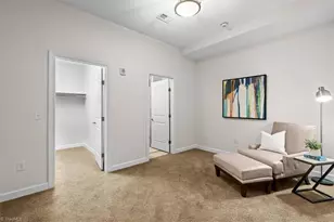 201 N Elm St, Greensboro, NC 27401 - Photo 29