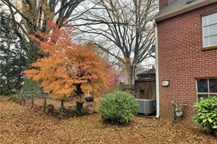 1701 Greenfield St, Winston-Salem, NC 27127 - Photo 5