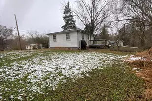 148 East St, Milton, NC 27305 - Photo 13