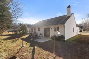 2635 Stratford Lake Rd, Winston-Salem, NC 27103 - Photo 15