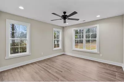 125 Albertson Road, Thomasville, NC 27360 - Photo 17