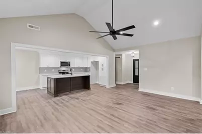 125 Albertson Road, Thomasville, NC 27360 - Photo 9