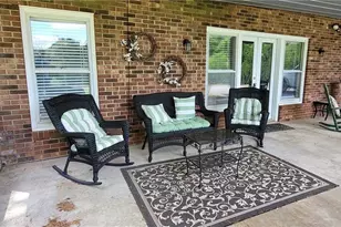 3001 Foxdown Ct, Greensboro, NC 27410 - Photo 5
