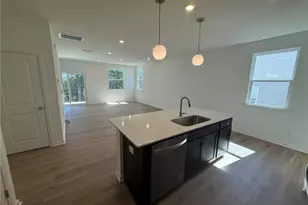 206 Parker Ln, Mebane, NC 27302 - Photo 3