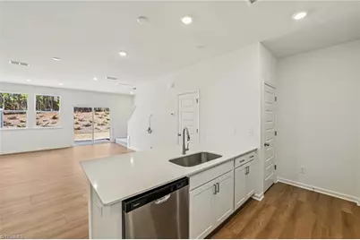 193 Parker Lane, Mebane, NC 27302 - Photo 5