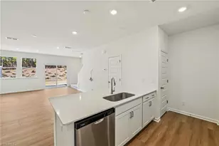 193 Parker Ln, Mebane, NC 27302 - Photo 5