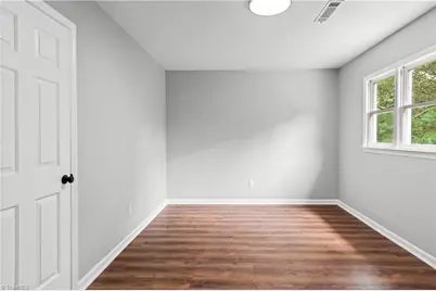 1650 W Clemmonsville Road, Winston-Salem, NC 27127 - Photo 25