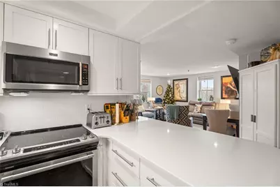 315 N Spruce Street #408, Winston-Salem, NC 27101 - Photo 7