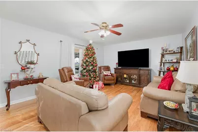 522 Foxcroft Drive, Winston-Salem, NC 27103 - Photo 5