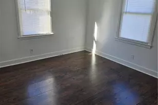 2405 McConnell Rd, Greensboro, NC 27401 - Photo 7