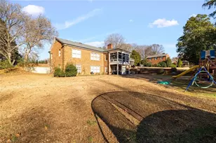 4 Chesterfield Ct, Greensboro, NC 27410 - Photo 39