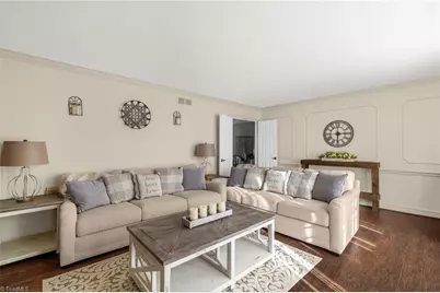 4 Chesterfield Court, Greensboro, NC 27410 - Photo 7