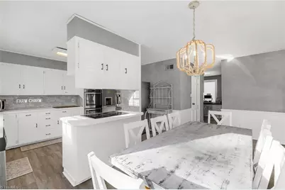 4 Chesterfield Court, Greensboro, NC 27410 - Photo 17