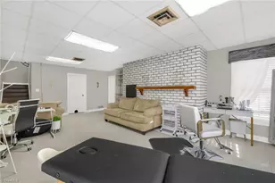 4 Chesterfield Ct, Greensboro, NC 27410 - Photo 29