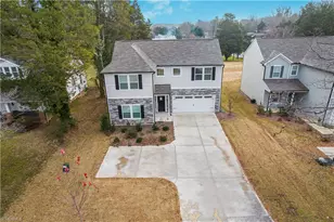 4627 Shattalon Dr, Winston-Salem, NC 27106 - Photo 17