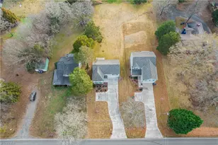 4627 Shattalon Dr, Winston-Salem, NC 27106 - Photo 25