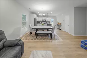 4627 Shattalon Dr, Winston-Salem, NC 27106 - Photo 5