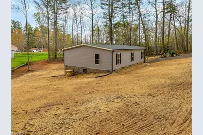 253 Ridge Top Road, North Wilkesboro, NC 28659 - Photo 5