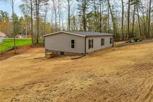 253 Ridge Top Rd, North Wilkesboro, NC 28659 - Photo 5