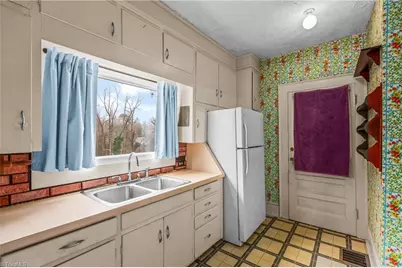 800 S Sunset Drive, Winston-Salem, NC 27103 - Photo 13