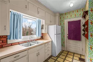 800 S Sunset Dr, Winston-Salem, NC 27103 - Photo 13