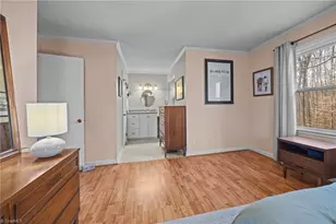 1625 Robinhood Dr, Burlington, NC 27217 - Photo 15