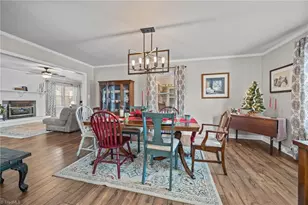 1625 Robinhood Dr, Burlington, NC 27217 - Photo 7