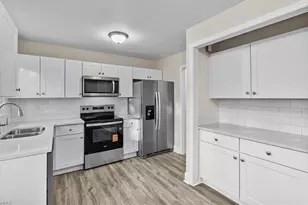 3309 Colony Dr, Jamestown, NC 27282 - Photo 17