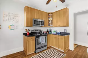 304 N Tremont Dr, Greensboro, NC 27403 - Photo 13