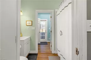 304 N Tremont Dr, Greensboro, NC 27403 - Photo 21