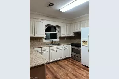 5200 Robinwood Drive, Charlotte, NC 28215 - Photo 5