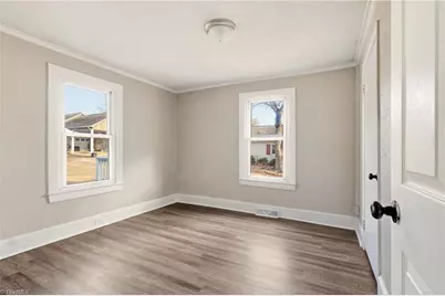 4029 Hilda Street, Winston-Salem, NC 27101 - Photo 9