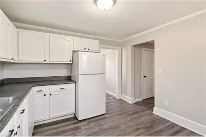 4029 Hilda Street, Winston-Salem, NC 27101 - Photo 7