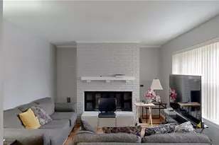 2701 Centennial Street N, High Point, NC 27265 - Photo 3