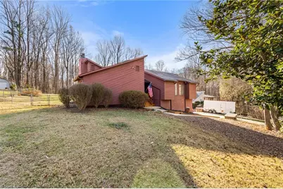 6590 Riverwood Road, Walkertown, NC 27051 - Photo 5