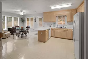 273 S Boyles St, Pilot Mountain, NC 27041 - Photo 21