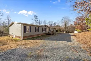 950 Waggoner Neal Rd, Walkertown, NC 27051 - Photo 11