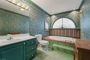 1007 Kings Arms Ct, High Point, NC 27262 - Photo 19